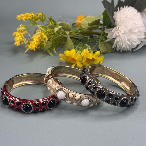 Nordstrom Sequins Gray and Black Vintage-Inspired Hinged Bangle Bracelet NWOT - Picture 6 of 8